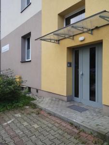 Το κτήριο όπου στεγάζεται  το διαμέρισμα