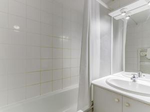 Ένα μπάνιο στο Vacancéole - Residence le Domaine du Bosquet +50 φωτογραφίες