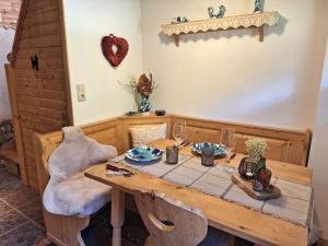 Khu vực ghế ngồi tại Mühlsteinhütte +10 ảnh