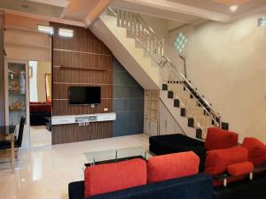 Μια τηλεόραση ή/και κέντρο ψυχαγωγίας στο Griya Nuansa Syariah