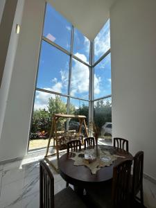 Φωτογραφία από το άλμπουμ του Khalil's Heaven Villa σε ‘Ayn al Ḩalazūn