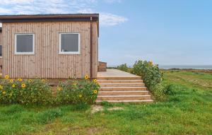 Το κτήριο όπου στεγάζεται  η παραθεριστική κατοικία +17 φωτογραφίες