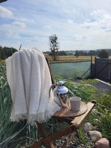 にあるDom na wzgórzu z balią niedaleko lasuのギャラリーの写真