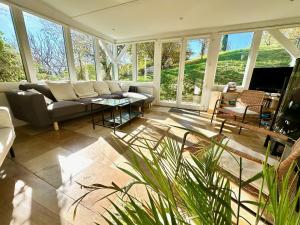 Μια τηλεόραση ή/και κέντρο ψυχαγωγίας στο Clos de Fougères - La Grange 6-7 personnes