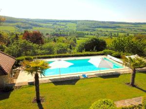 Bazén v ubytování Clos de Fougères - La Grange 4-5 personnes nebo v jeho okolí