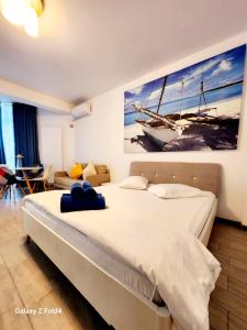 Voodi või voodid majutusasutuse Alezzi Studio Beach Pool & Spa Heated Swimming Pool toas