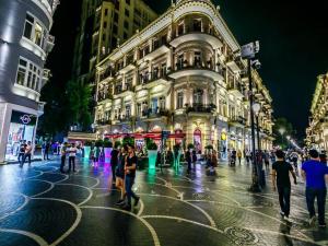 Φωτογραφία από το άλμπουμ του VIP Apartment in Nizami street Downtown στο Μπακού