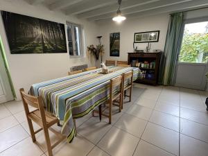 Posezení v ubytování Chez petite zelinde + 6 fotografií