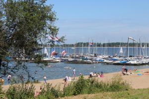 A beach at or near a panziókat