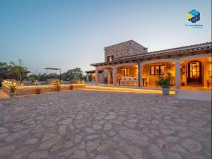 Budova, kde se prázdninový dům nachází