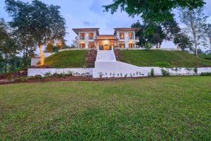 Vườn quanh SaffronStays Casa Portico