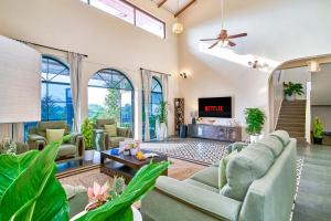 Khu vực ghế ngồi tại SaffronStays Casa Portico