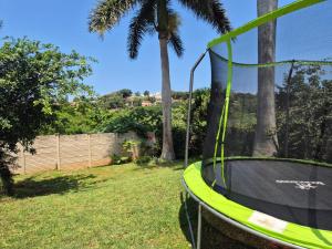 Κήπος έξω από το Tropical tide retreat Ballito