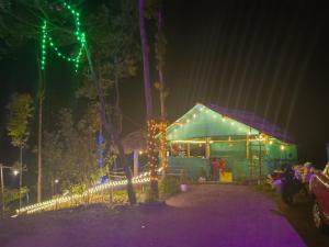 Φωτογραφία από το άλμπουμ του kolkumalai tent stay σε Suryanelli