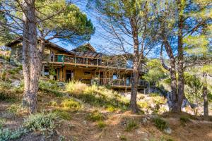 Το κτήριο όπου στεγάζεται  το bed & breakfast