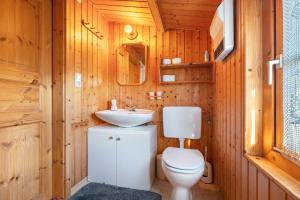 Koupelna v ubytování Bergners Hütte + 13 fotografií