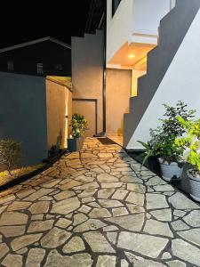 Το κτήριο όπου στεγάζεται  η βίλα