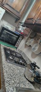 Kuchyň nebo kuchyňský kout v ubytování Appartement au centre rabat dyour jamaa