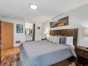 Postel nebo postele na pokoji v ubytování 08 Lodge