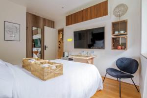 Postel nebo postele na pokoji v ubytování L'Elégance, Suite Premium - Lille Lomme - Netflix