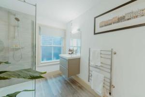 Ένα μπάνιο στο The Catnap Suite +88 φωτογραφίες