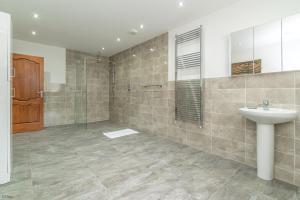 Koupelna v ubytování Sycamorwydden + 20 fotografií