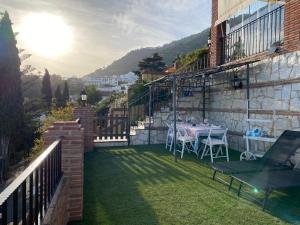 En generel udsigt til bjerge eller udsigt til bjerge taget fra villaen