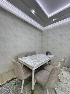 Afbeelding uit fotogalerij van Tashkent City Gardens 115 in Tasjkent