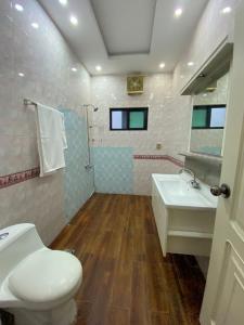 Koupelna v ubytování Godown Palace Guest House + 36 fotografií