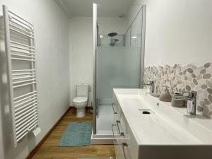 Ένα μπάνιο στο Happy neez +23 φωτογραφίες