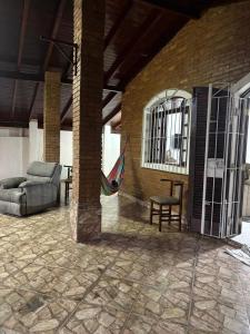 Χώρος καθιστικού στο Uu'hull Surf House