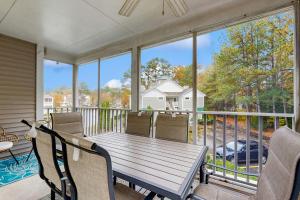 Balkón nebo terasa v ubytování Sea Colony --- 18003 Lakeview Ct