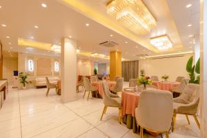 Χώρος καθιστικού στο BK Studio And Rooms Near Huda City Centre