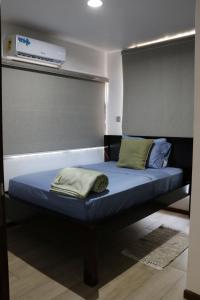 Ένα ή περισσότερα κρεβάτια σε δωμάτιο στο Container Home Retreat +22 φωτογραφίες