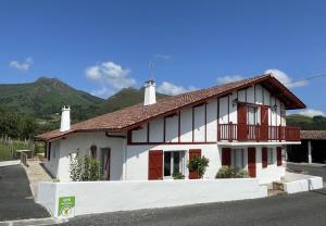 Γενική θέα στο βουνό ή θέα στο βουνό από  αυτή η παραθεριστική κατοικία