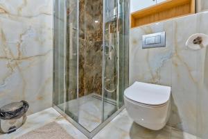 Ένα μπάνιο στο Vip Nadja +9 φωτογραφίες