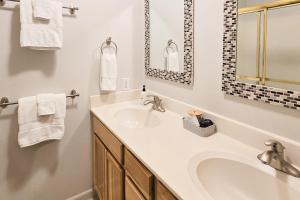 Ένα μπάνιο στο Dune Hideaway +25 φωτογραφίες