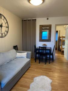 Posezení v ubytování La grande Ourse de Font Romeu