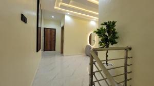 Ảnh trong thư viện ảnh của Royal Apartment ở Magboro-Akeran