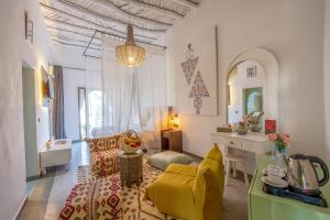 Kuchyň nebo kuchyňský kout v ubytování Taj Atlas Wellness Boutique Hôtel & Spa