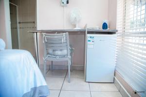 Kuchyň nebo kuchyňský kout v ubytování Emmanuel Guesthouse