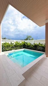 Πισίνα στο ή κοντά στο Minimalistic Pool Villa