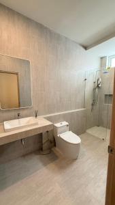 Ένα μπάνιο στο Minimalistic Pool Villa +15 φωτογραφίες