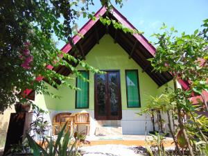 Afbeelding uit fotogalerij van Brother Bungalow in Gili Trawangan