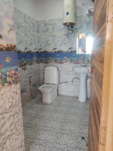 Ένα μπάνιο στο lake and woods - nakuchiyatal