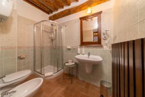 Ένα μπάνιο στο Antico Borgo Delle Rose +95 φωτογραφίες