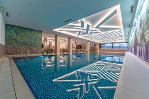 Πισίνα στο ή κοντά στο Hotel Buket Zlatibor