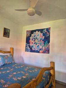 Ένα ή περισσότερα κρεβάτια σε δωμάτιο στο Casa dos sonhos 3 casais e 3 crianças