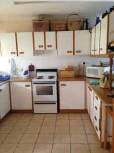 Kuchyň nebo kuchyňský kout v ubytování Andante Villas