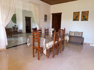 Posezení v ubytování Aura Hilltop Holiday Homestay + 35 fotografií